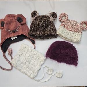 5 Adorable Knit and Crochet Baby Hats.